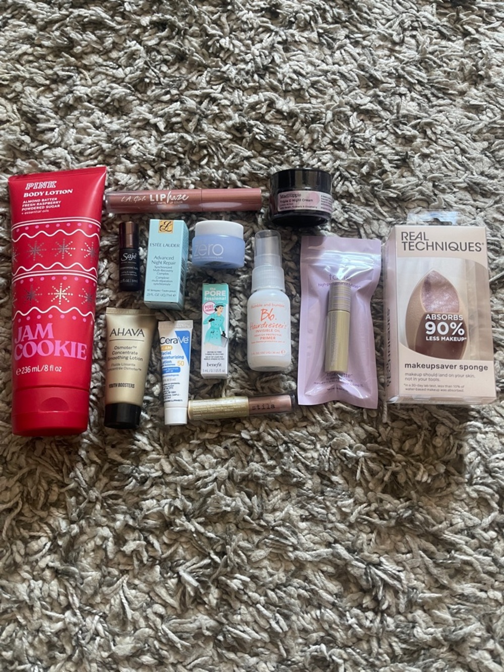 MAKEUP AND BEAUTY BUNDLE NEW!!